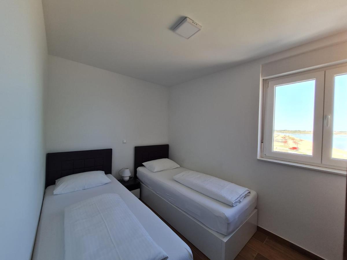 Apartmani Adria Nin Eksteriør billede